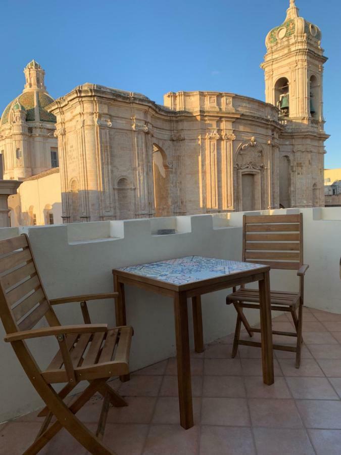 Central Cathedral Penthouse Apartment Trapani Luaran gambar